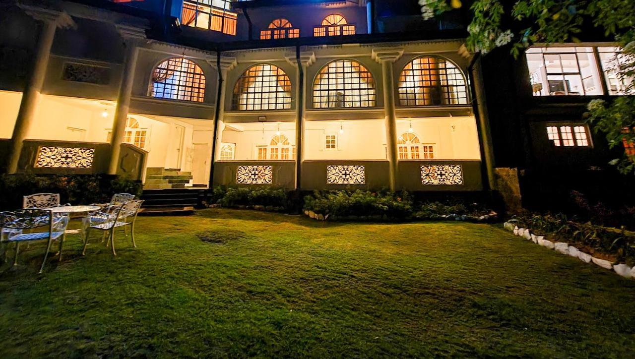 Notre Dame D'Arcadia Hotel Nuwara Eliya Kültér fotó