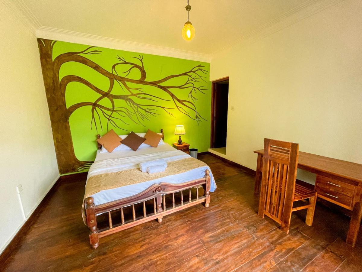 Notre Dame D'Arcadia Hotel Nuwara Eliya Kültér fotó