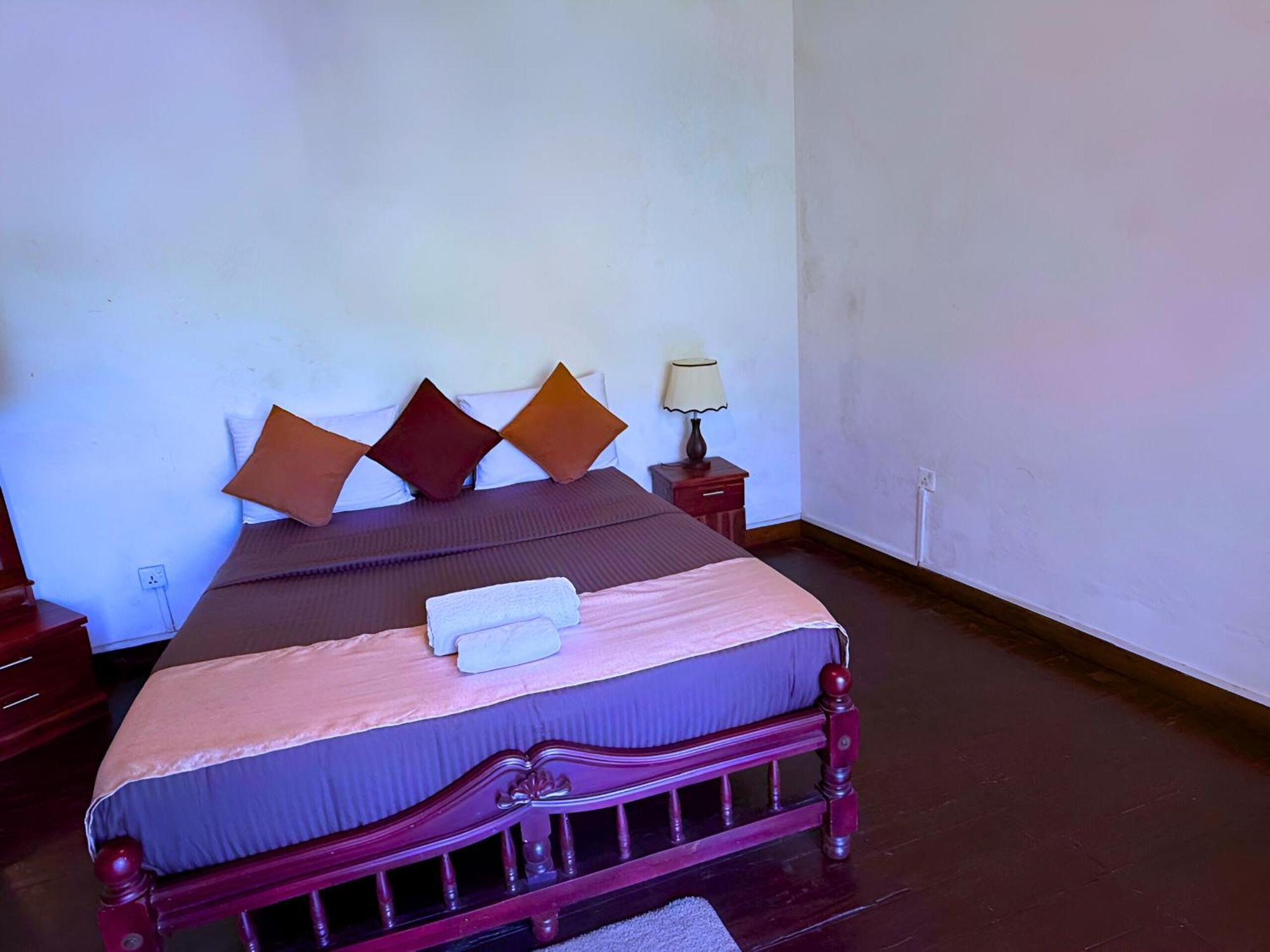 Notre Dame D'Arcadia Hotel Nuwara Eliya Szoba fotó